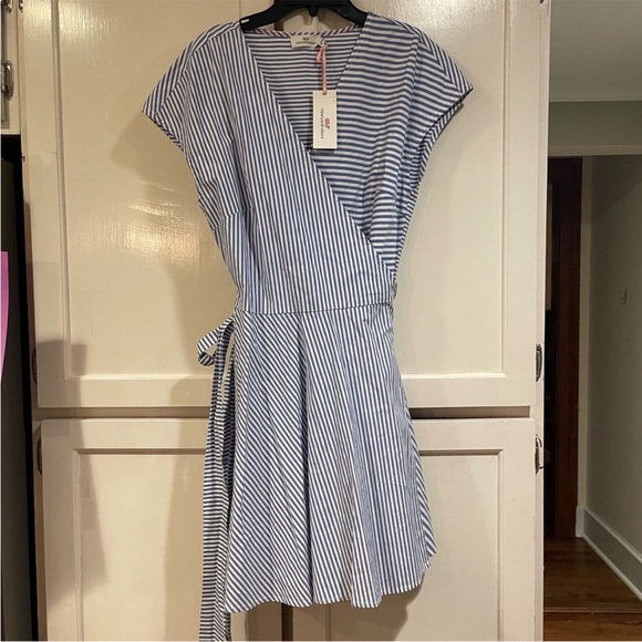 Vineyard Vines Grier striped wrap dress, NWT! XS - Picture 5 of 10